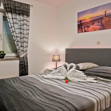 Апартаменты Dalibor 1870 Пула